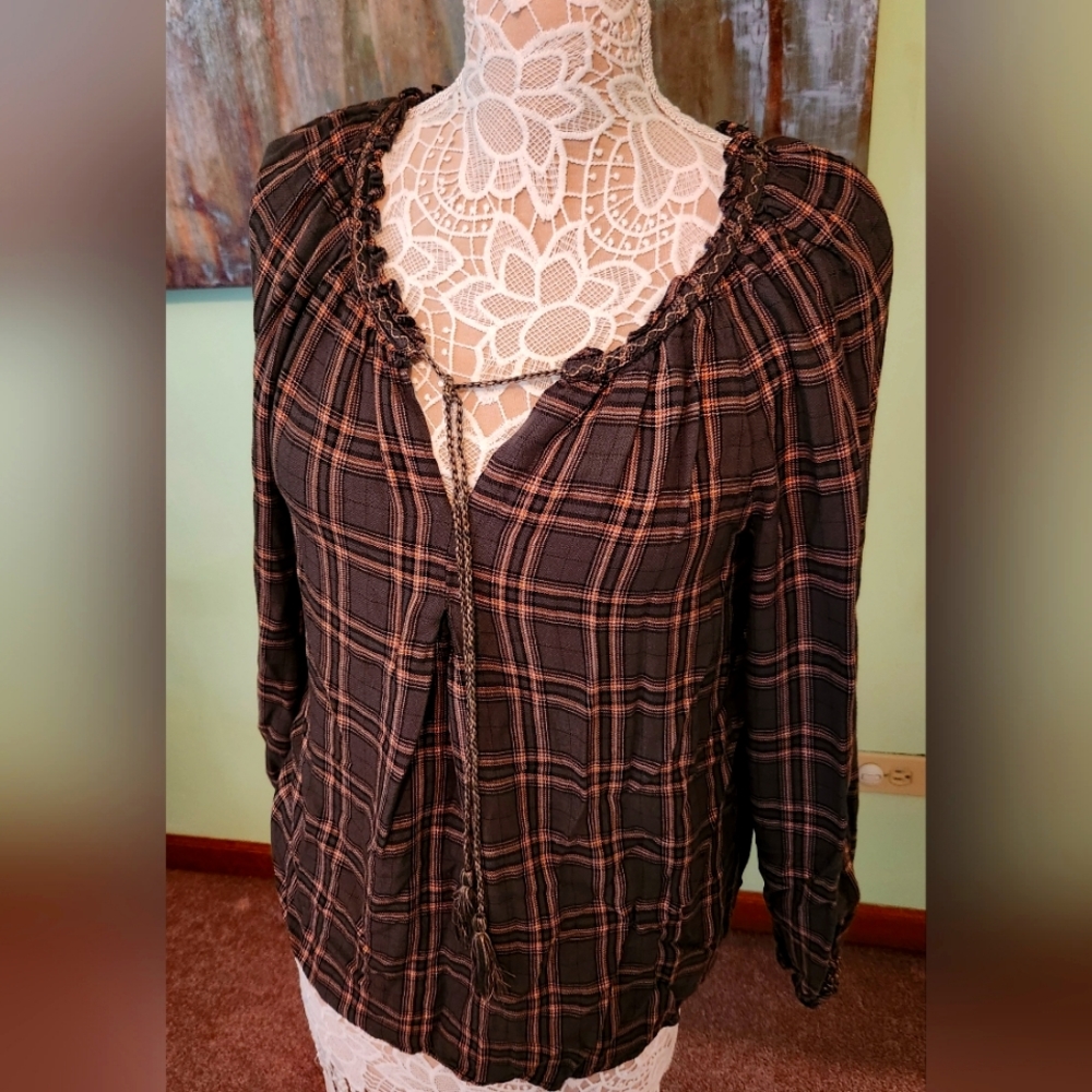 3 for $20* Max Studio Peasant Blouse Sz M